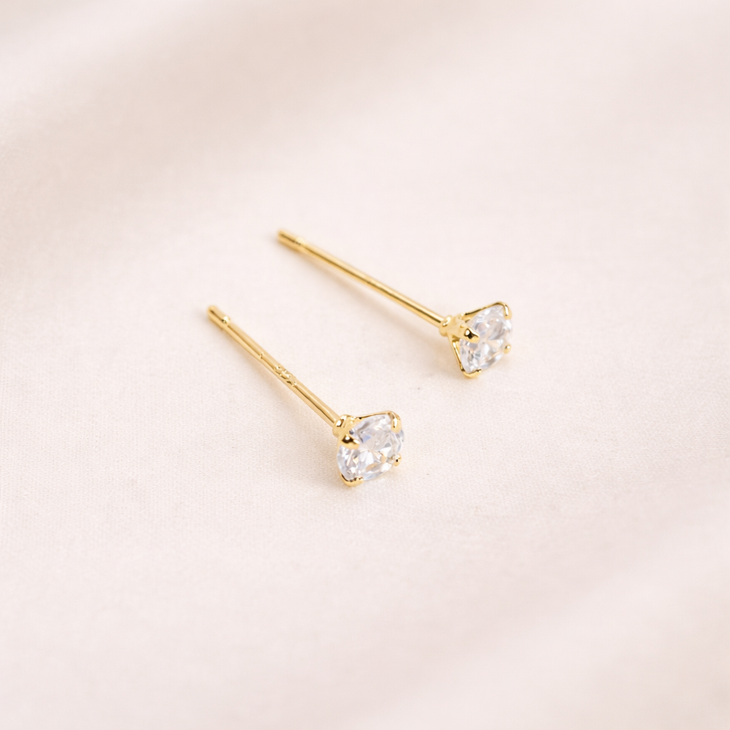 18K Gold Vermeil Crystal Diamond Stud Earrings E107