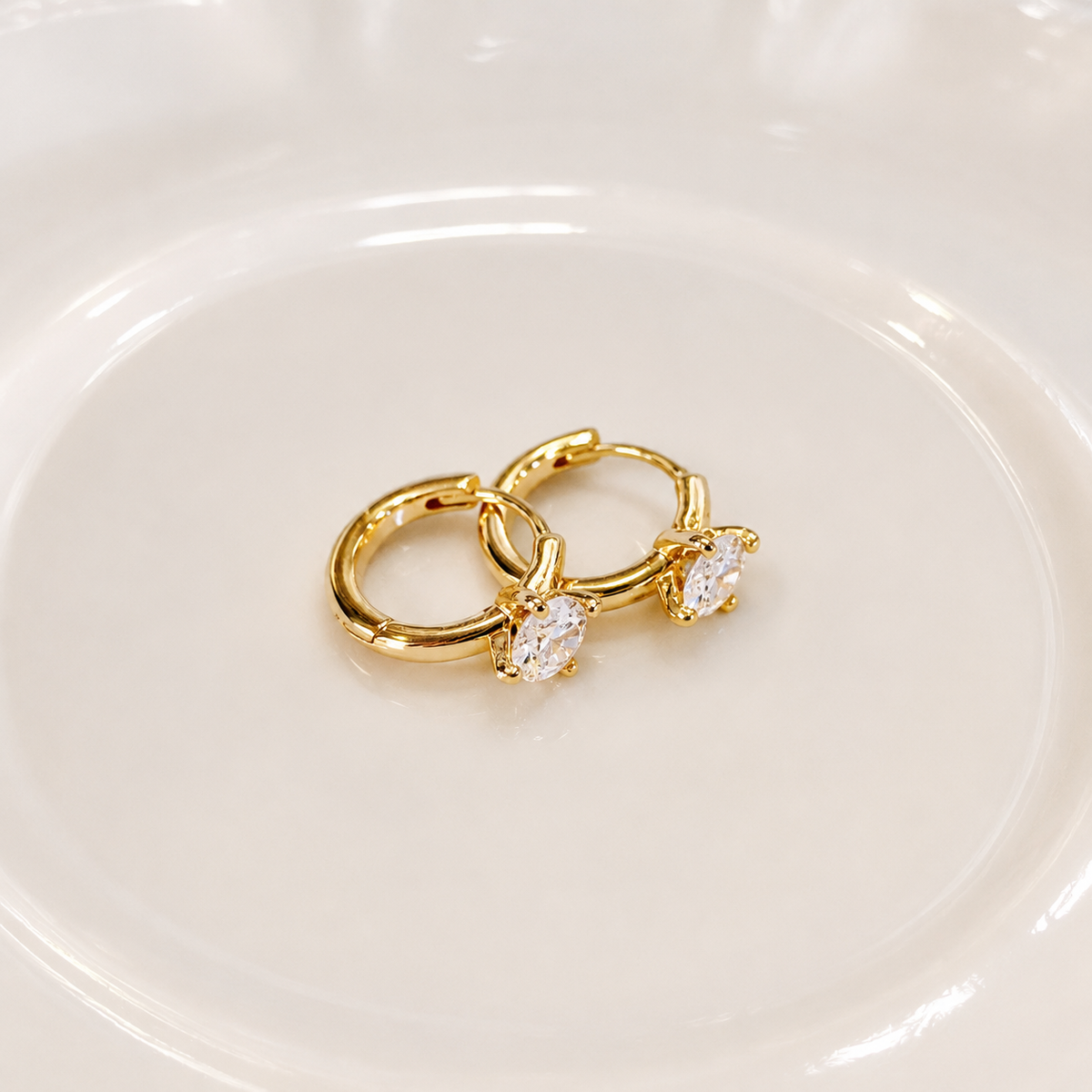 14k gold solitaire baguette crystal huggie hoop earrings E303