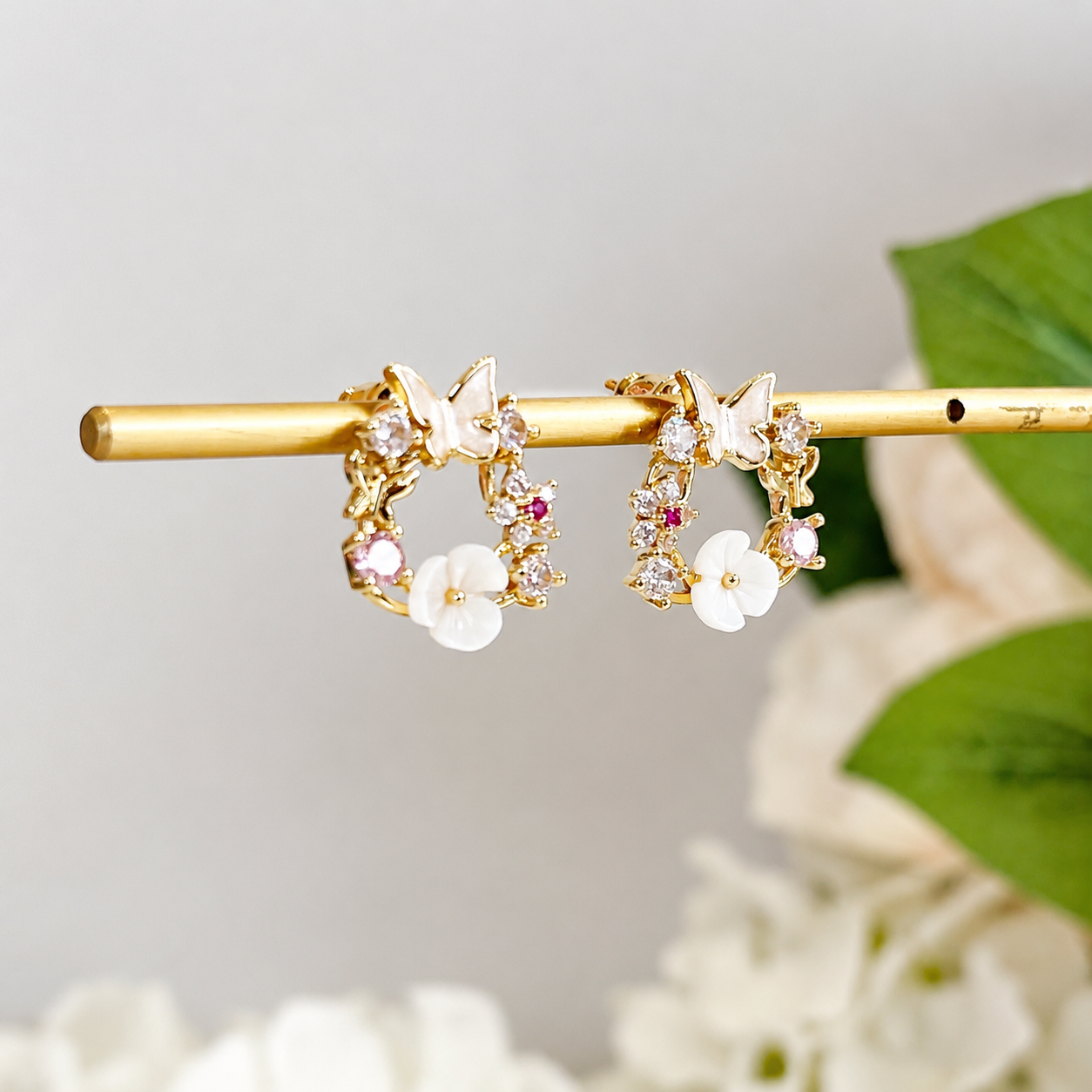 Butterfly & flower wreath dainty cute stud earrings E292