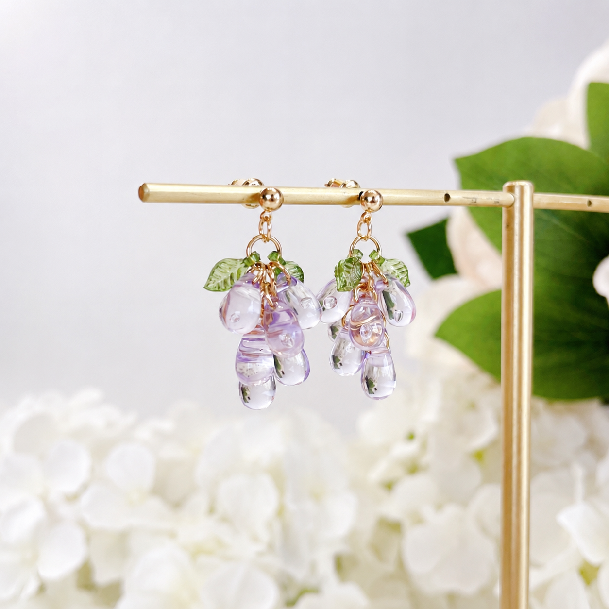 Purple glazed resin grape cluster dangle earrings E294
