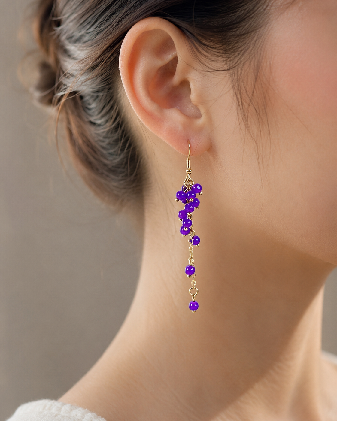 Purple cluster beads dangle earrings E273