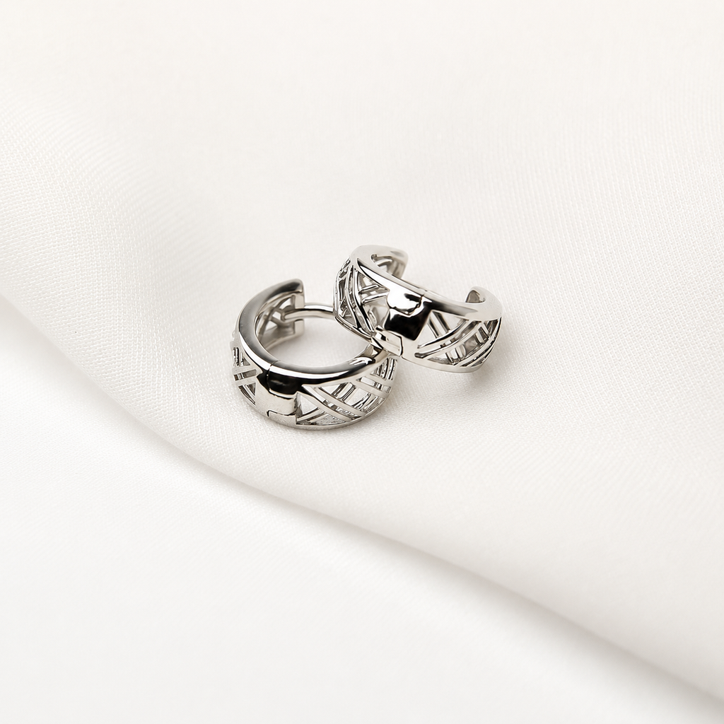 Dainty Gold Filigree Cutout Huggie Hoop Earrings E278