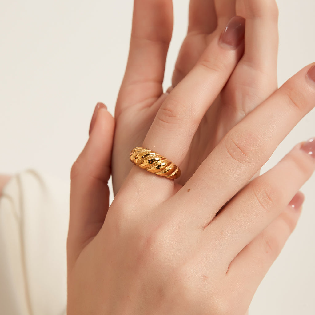 R008 gold twisted croissant chunky dome stackable ring