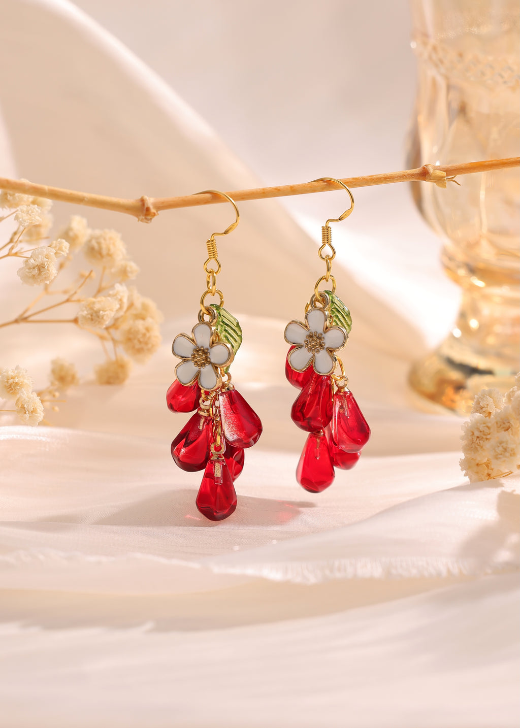 Pomegranate with white flower charm dangle earrings E259