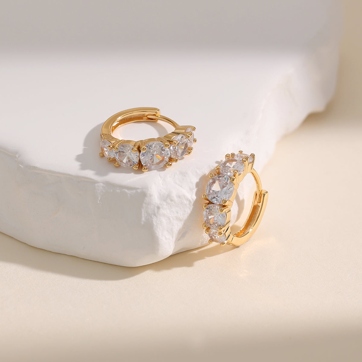 Paved baguette CZ huggie hoop earrings E255