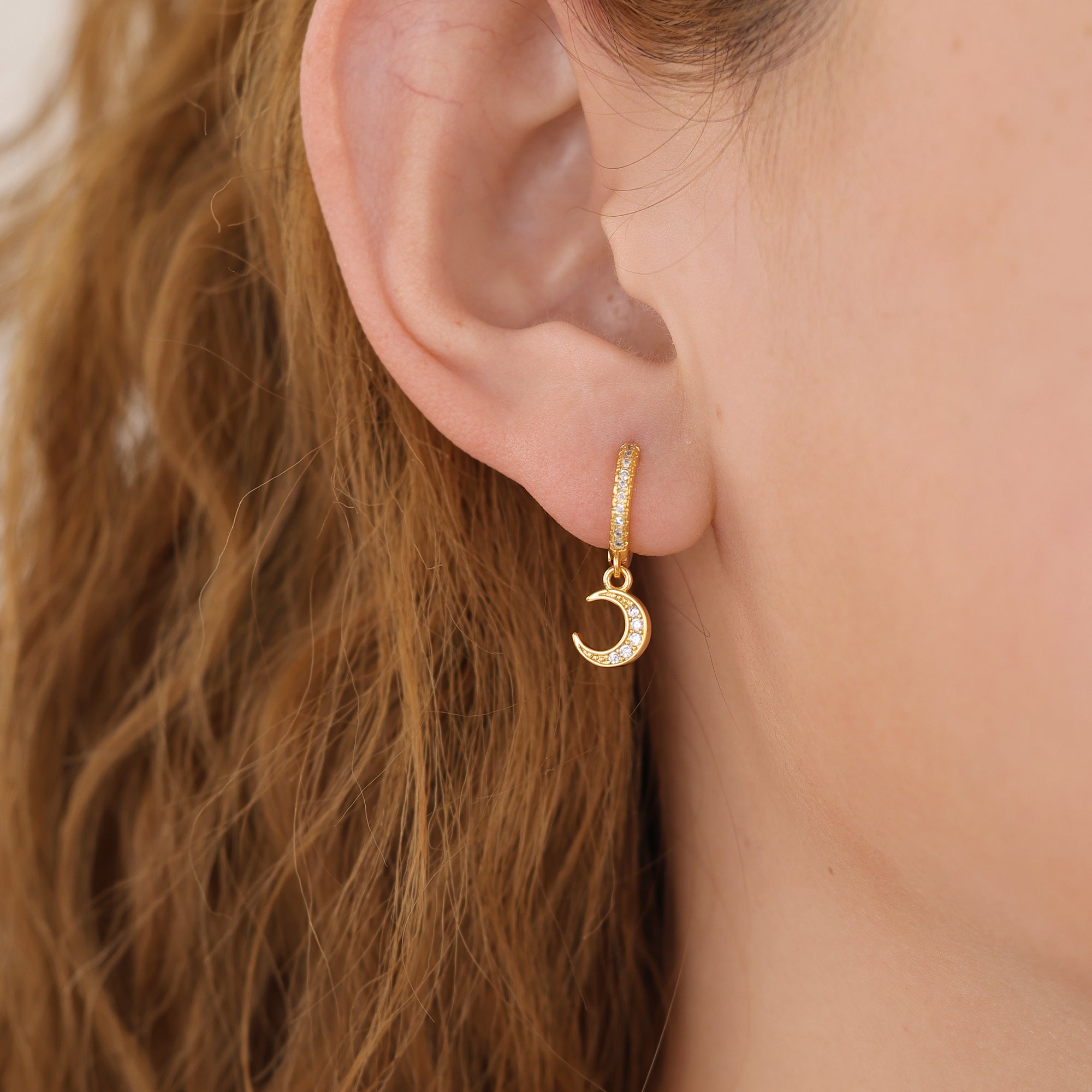 Moon star huggie dangle earrings, celestial earrings E140