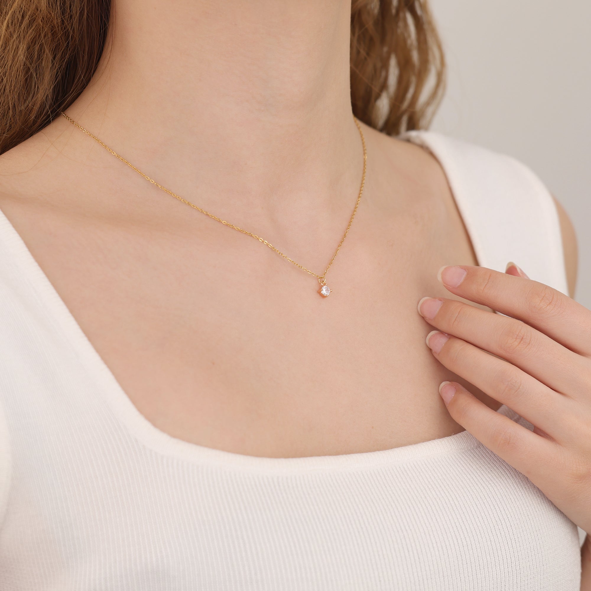 Solitaire single crystal pendant dainty necklace N017