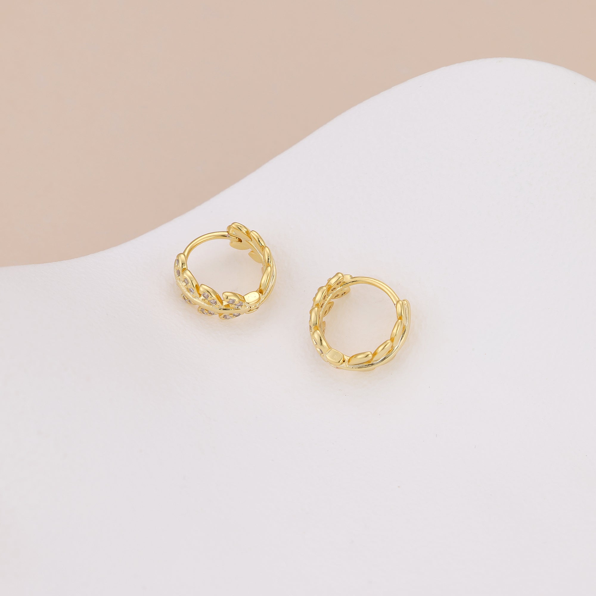 Gold Leaf Huggie Hoop Earrings E043