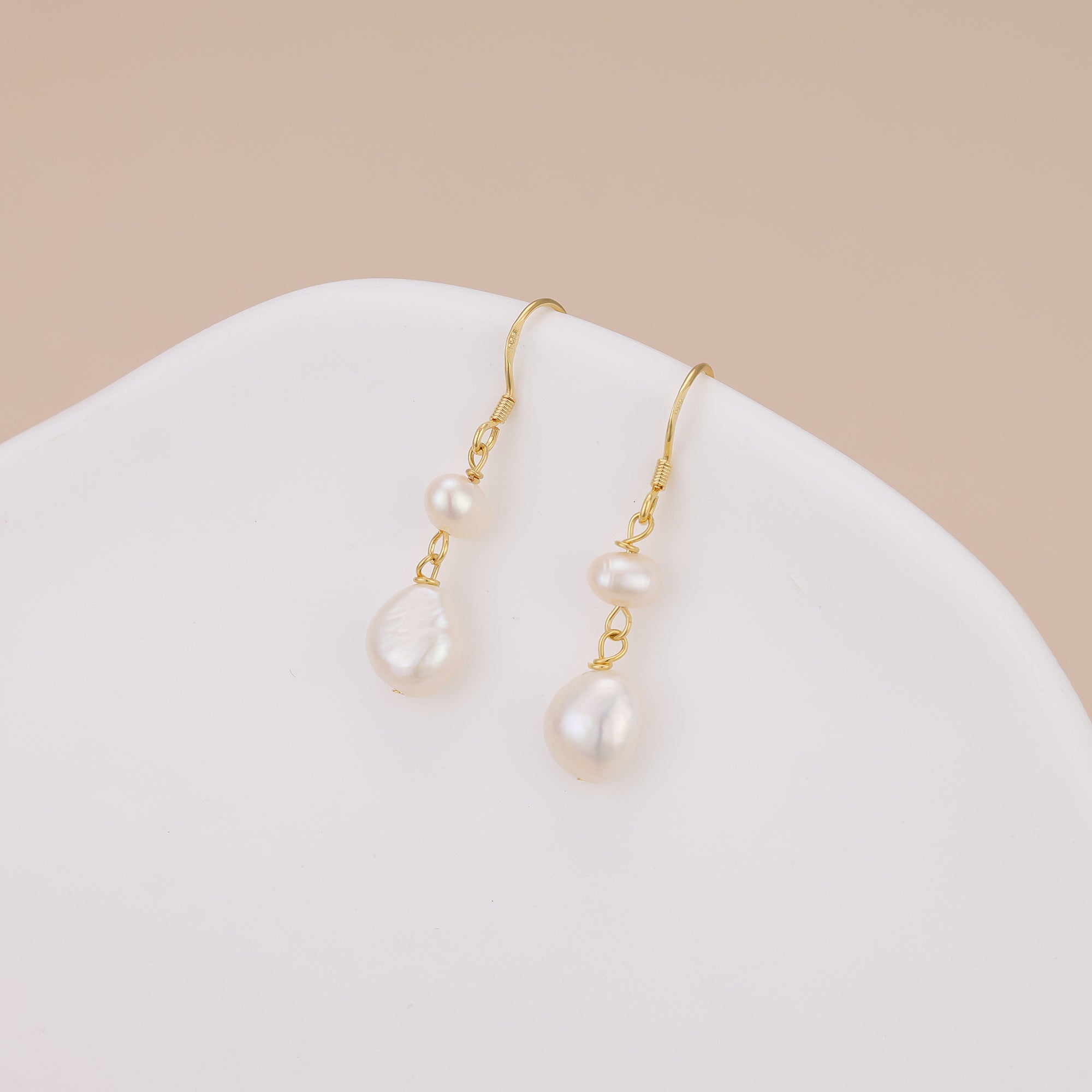 Freshwater Pearl Drop Earrings E180