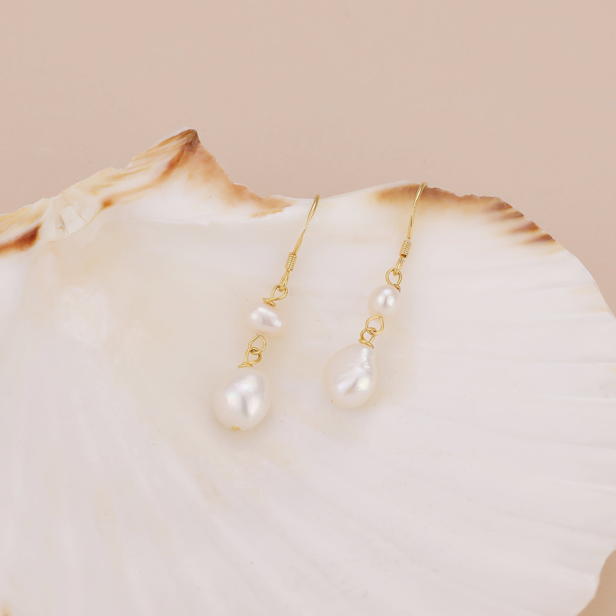 Freshwater Pearl Drop Earrings E180