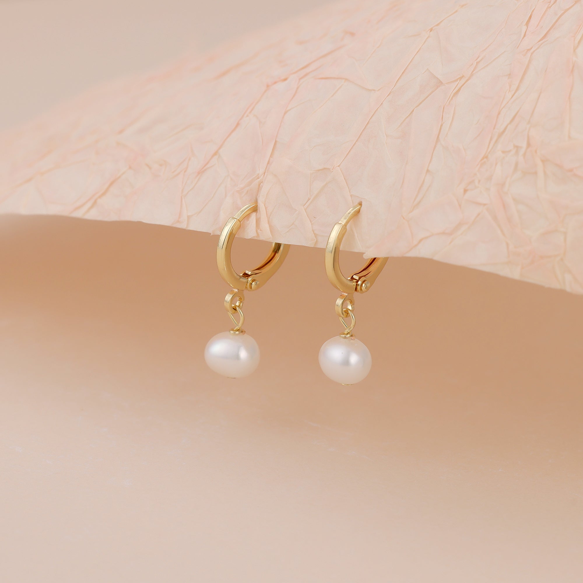 Freshwater Pearl Huggie Hoop Earrings E185