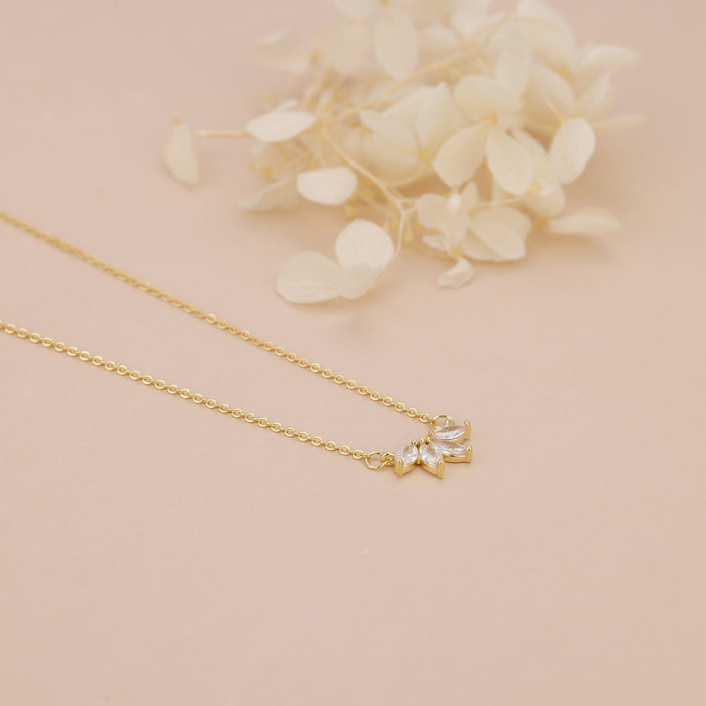 Marquise crystal flower dainty necklace N024