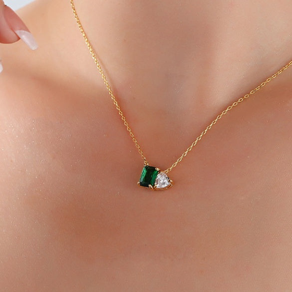 Emerald cubic zirconia heart pendant necklace N028