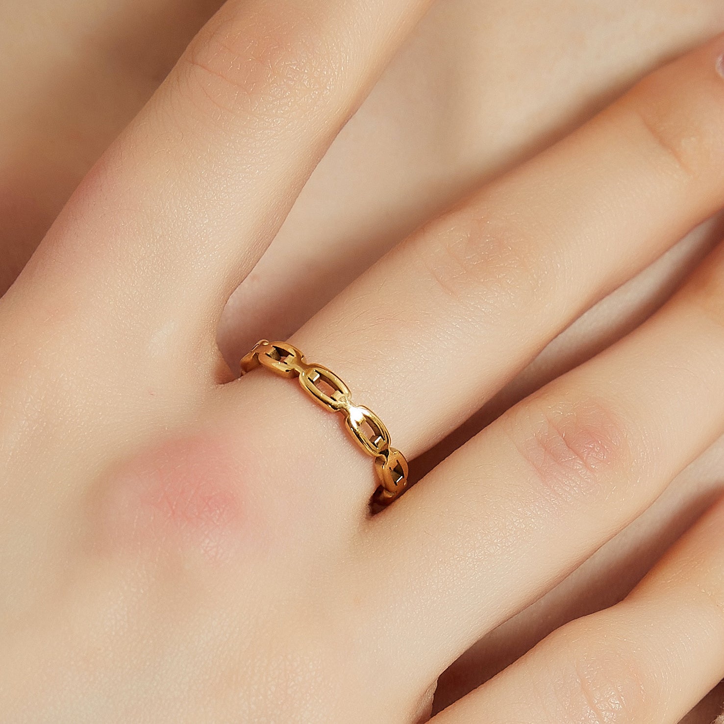 Eden dainty gold chain link stacking ring