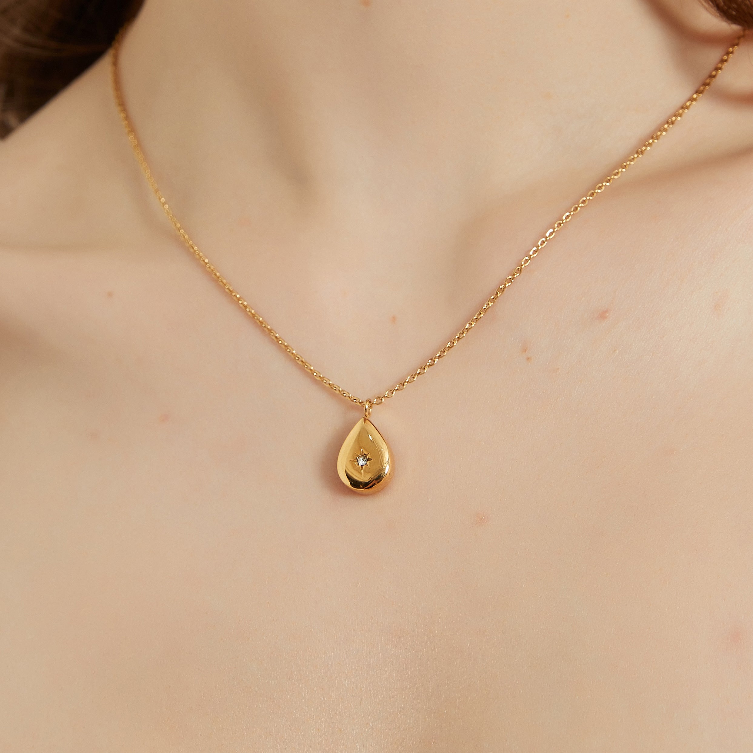 Ceilia Gold Tear Drop Cubic Zirconia Star Necklace