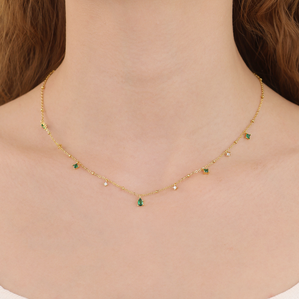 Dainty emerald station satellite chain necklace N010