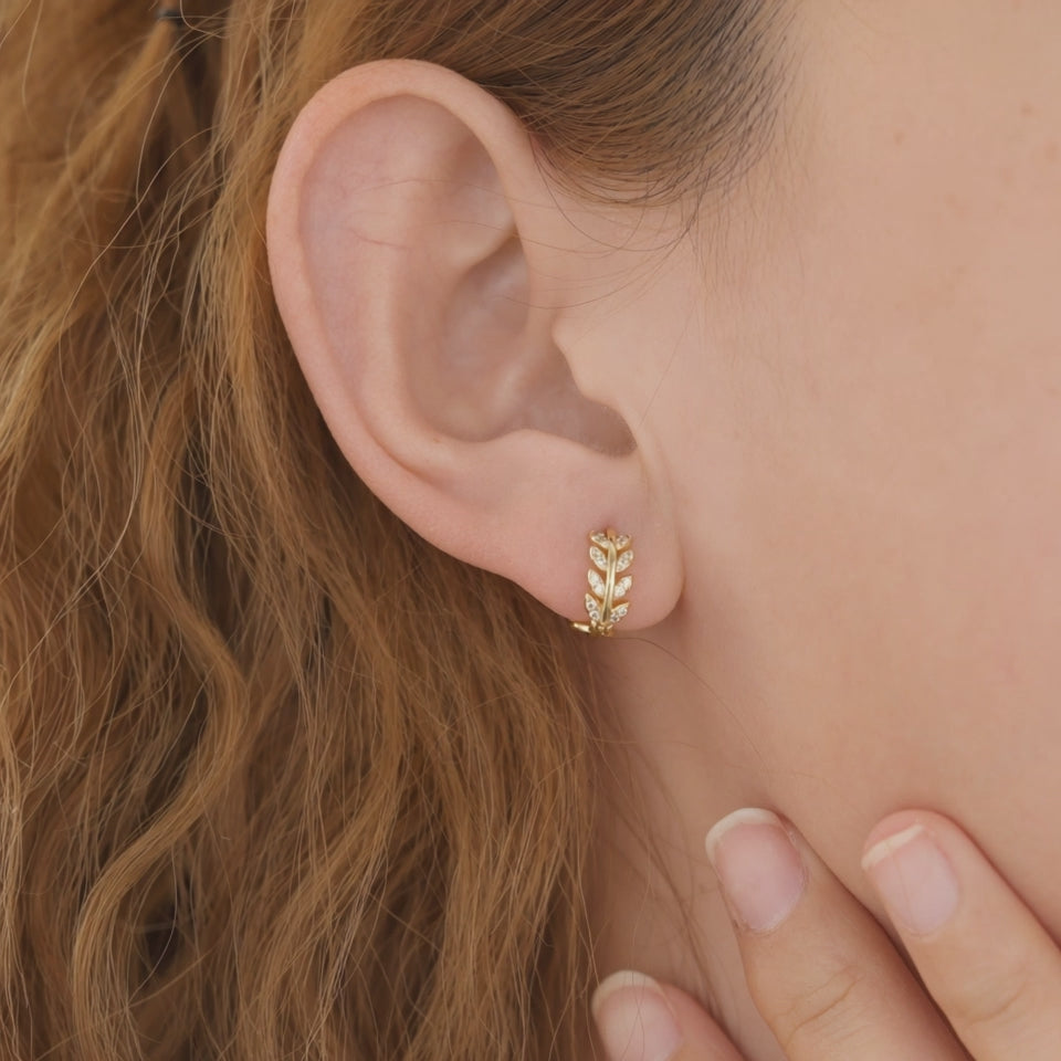 Gold Leaf Huggie Hoop Earrings E043