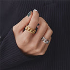 R032 Chunky thick chain link statement open ring
