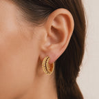 Gold Ribbed Chunky Huggie Hoop Earrings E281